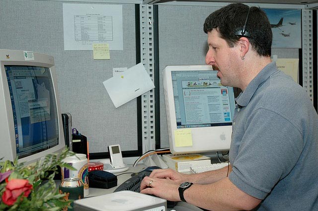 找个批发价的ddos在线攻击工具